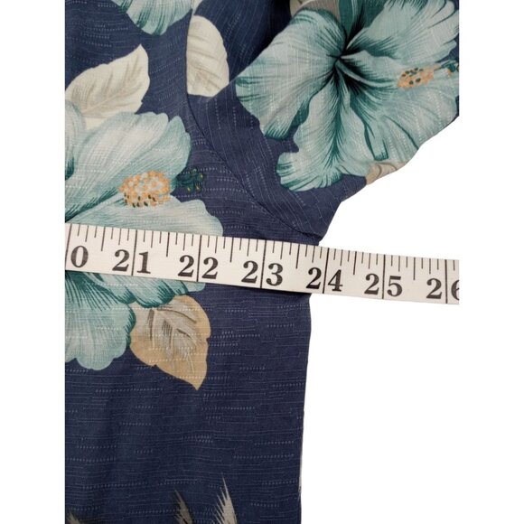 TOMMY BAHAMA Men's Blue Floral 100% Silk Hawaiian Shirt Medium All Over Print - Picture 10 of 12